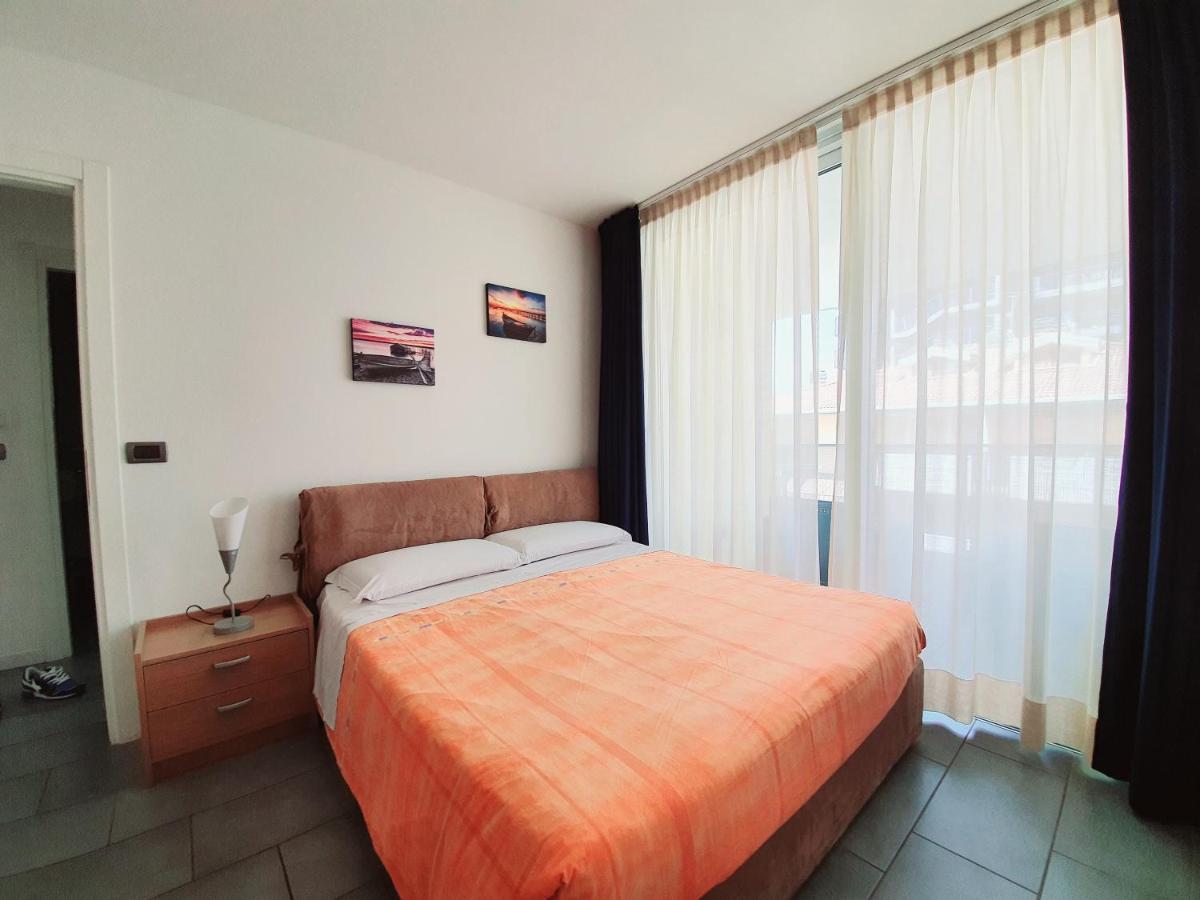 Residence Hotel Hungaria กราโด ภายนอก รูปภาพ
